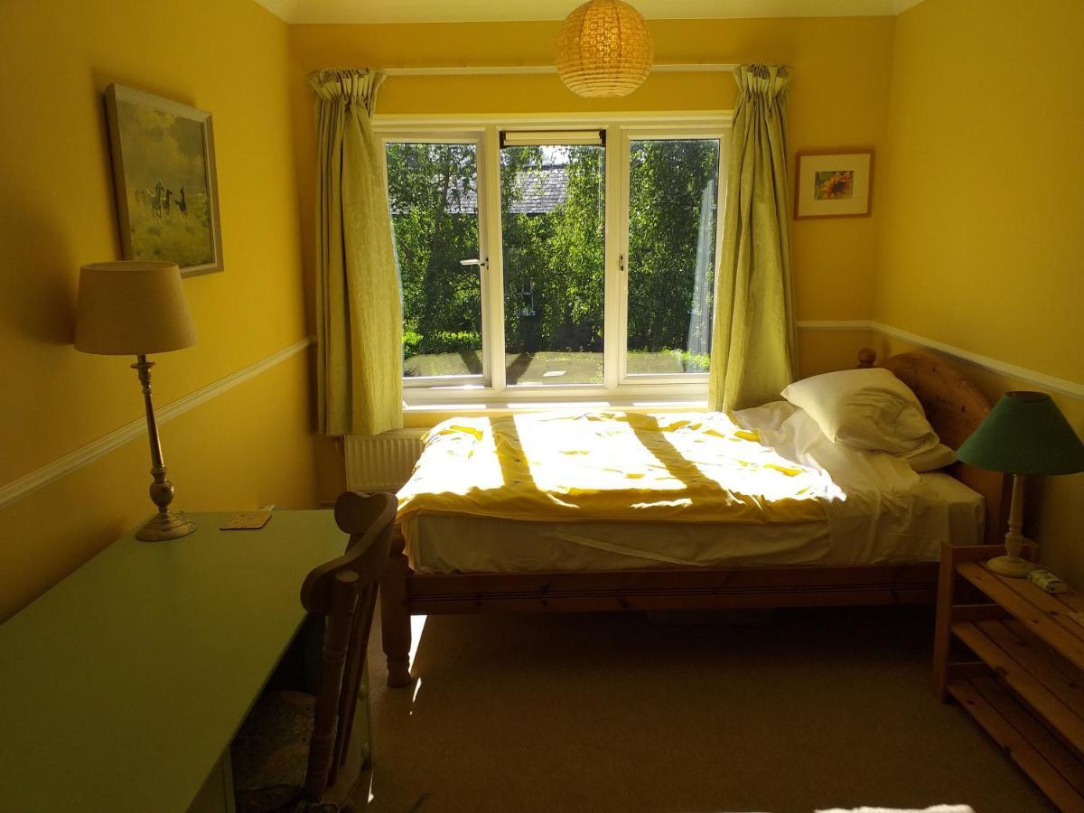 City Centre Double Room With A View, With Parking, Desk & Kitchenette Норвич Экстерьер фото